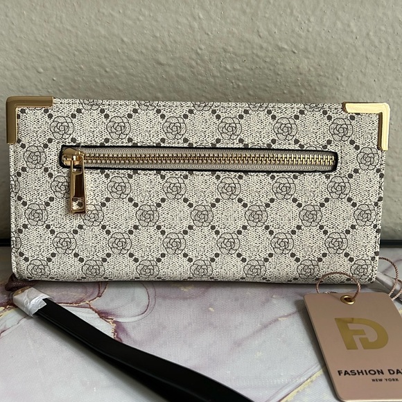 ❌SOLD❌Fashion Dazzle New York Zip Around Wallet-8.5Wx4Hin - Picture 15 of 15